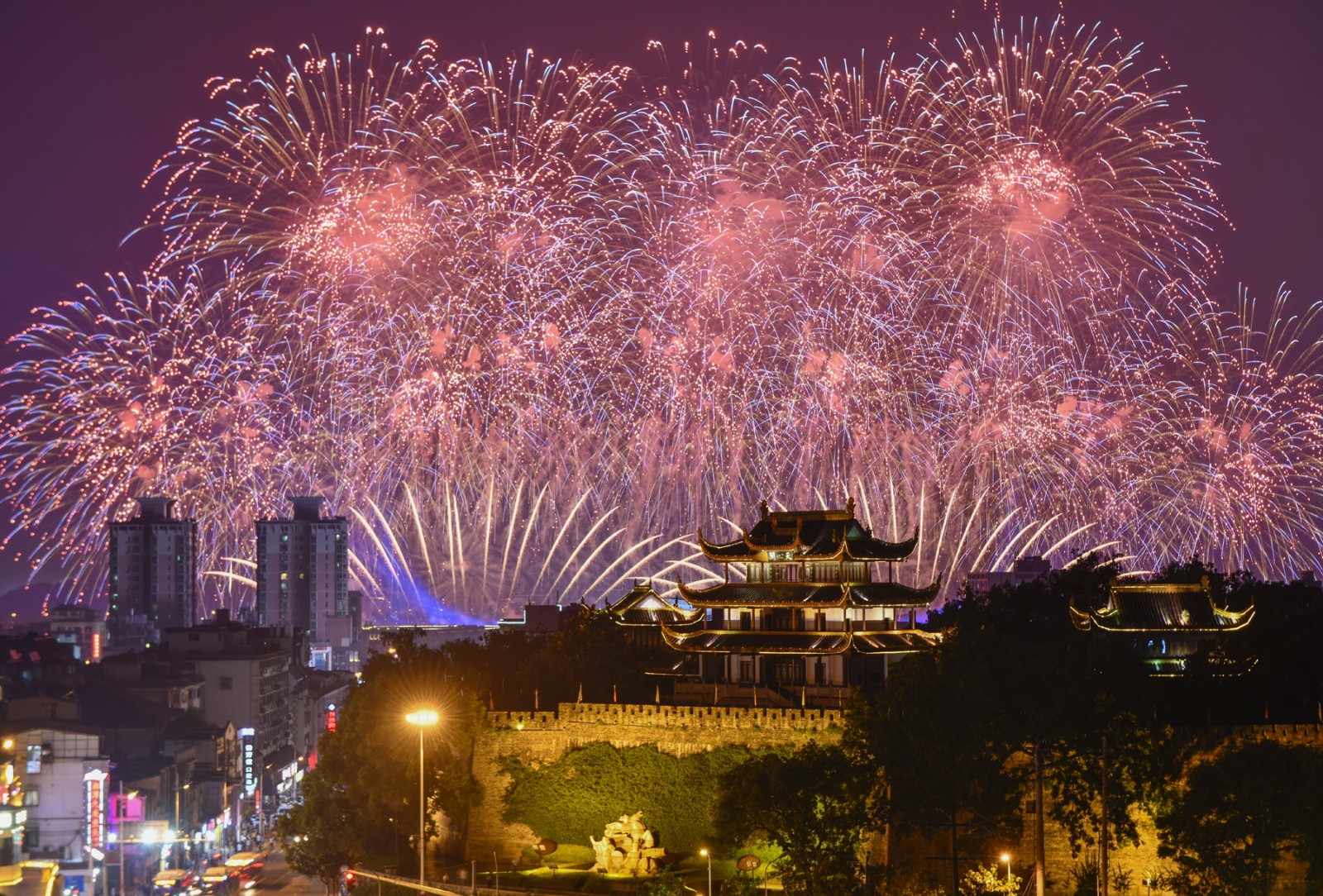 璀璨天心成為網(wǎng)紅城區(qū)。長(zhǎng)沙晚報(bào)全媒體記者 王志偉 攝