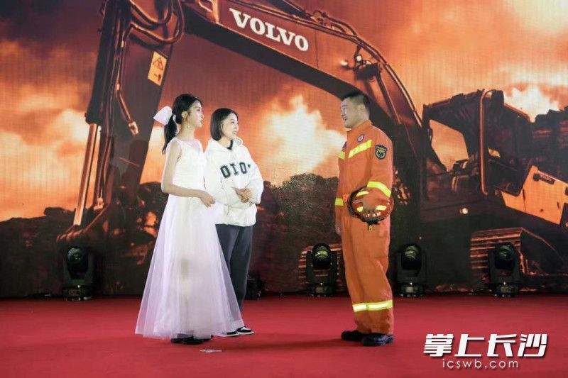 “紀(jì)念授旗致訓(xùn)詞三周年”文藝匯演現(xiàn)場,。長沙晚報(bào)通訊員 唐雄杰 供圖