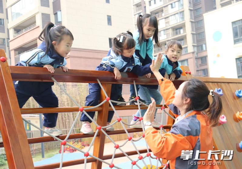 望城著力提升各幼兒園辦學質量，辦好人民滿意教育,。