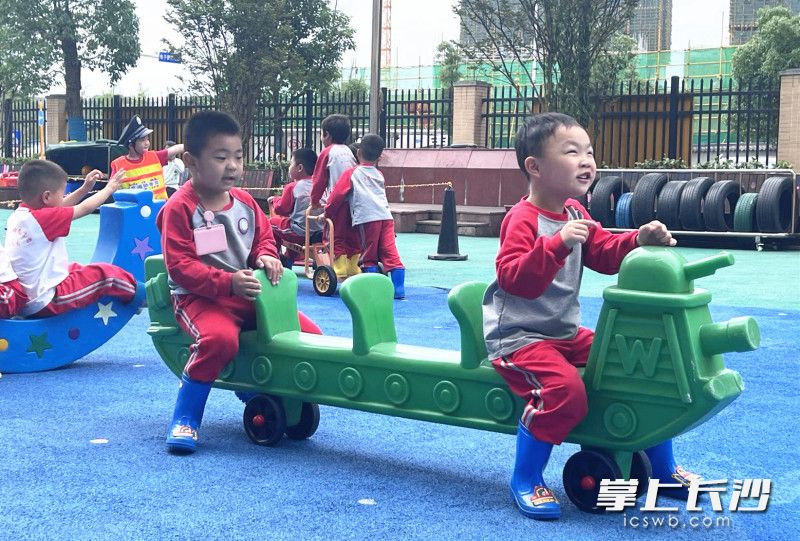 岳麓幼教集團(tuán)第一幼兒園洋湖園以自主游戲和健康教育為著力點(diǎn),，不斷更新教育理念、整合教育資源,、提高保教質(zhì)量,。