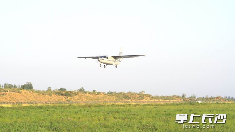 載重超3噸，國內(nèi)首架大型無人運輸機——SA750U成功首飛,。長沙晚報通訊員 劉鵬飛供圖