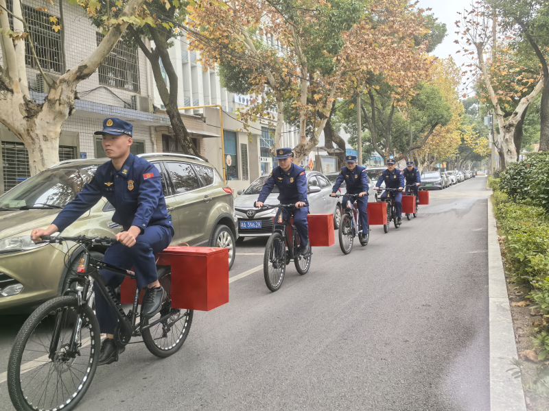 望城消防成立騎行小分隊,。通訊員供圖