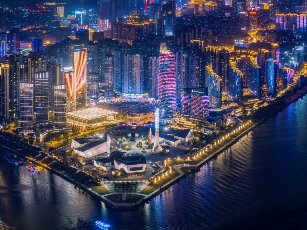 長沙大悅城“以景造景”，成為綜藝,、春晚,、城市宣傳片的熱門取景地。