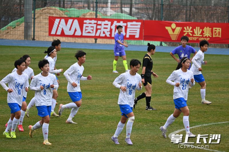 3月15日的全運會預賽首輪比賽,，湖南女足以4比0大勝廣西隊。除署名外均為受訪者供圖