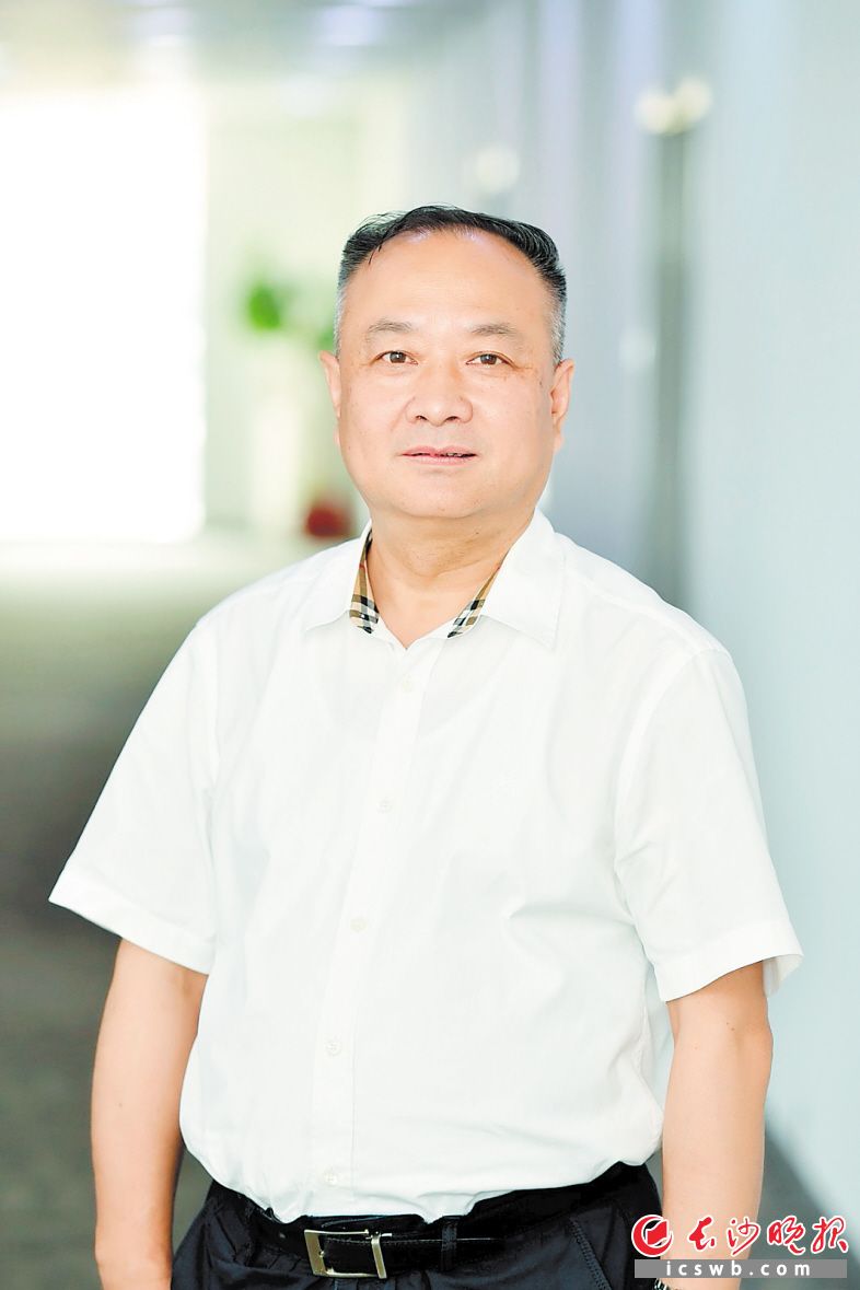 長沙經(jīng)開區(qū)黨工委副書記,、管委會主任張慶紅。 長沙晚報全媒體記者 王志偉 攝