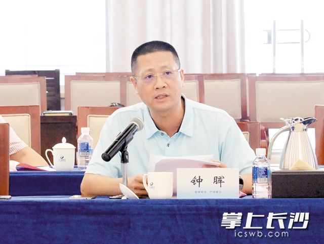 CSDN首席運營官鐘暉,。岑軍 攝