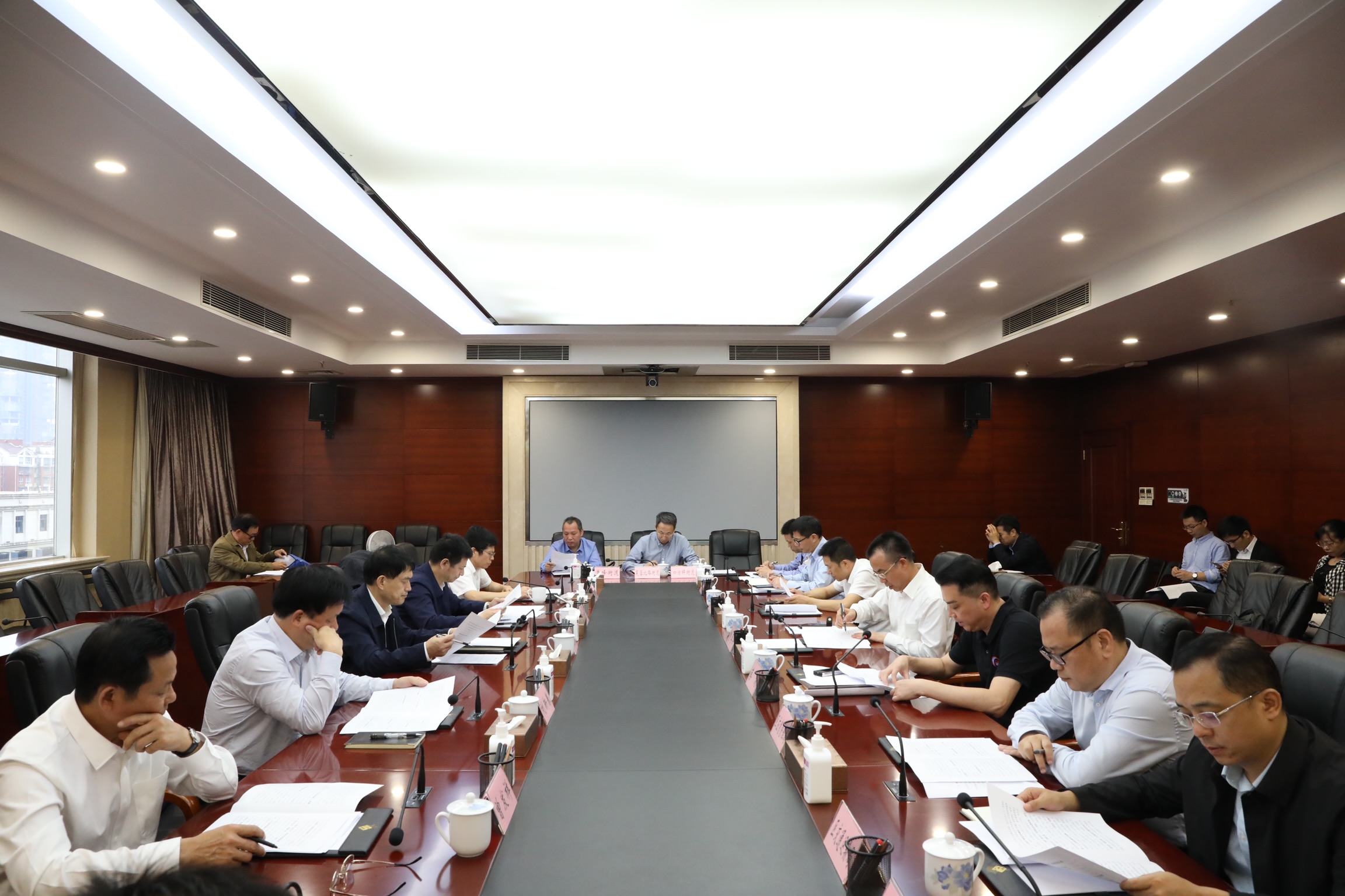 問(wèn)題反饋會(huì)對(duì)前期督查發(fā)現(xiàn)問(wèn)題進(jìn)行交辦,。