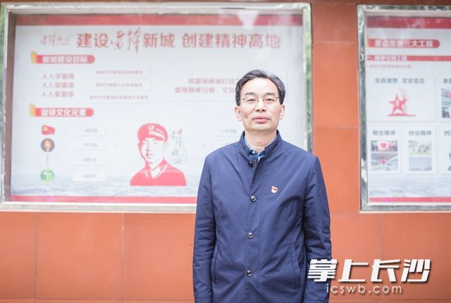 4月19日,，本報(bào)記者對話雷鋒街道黨工委書記金勝利,。