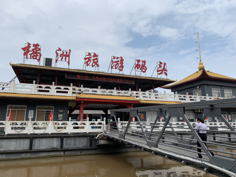 專業(yè)組比賽在湘江游輪上舉行。除署名外均為長沙晚報全媒體記者 洪虹 攝