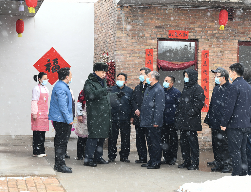 2022年1月26日下午，習(xí)近平總書記在山西省臨汾市霍州市師莊鄉(xiāng)馮南垣村受災(zāi)村民師紅兵家看望。