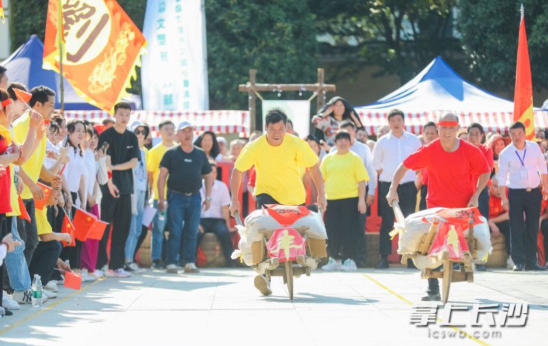 趣味活動慶秋收,。長沙晚報通訊員 文佳 攝